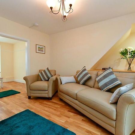 Just Stay Wales - Castle Square Cottage, Mumbles Kültér fotó